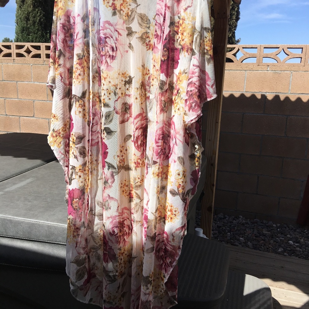 TRY THIS designer ladies sheer tunic/cover - large